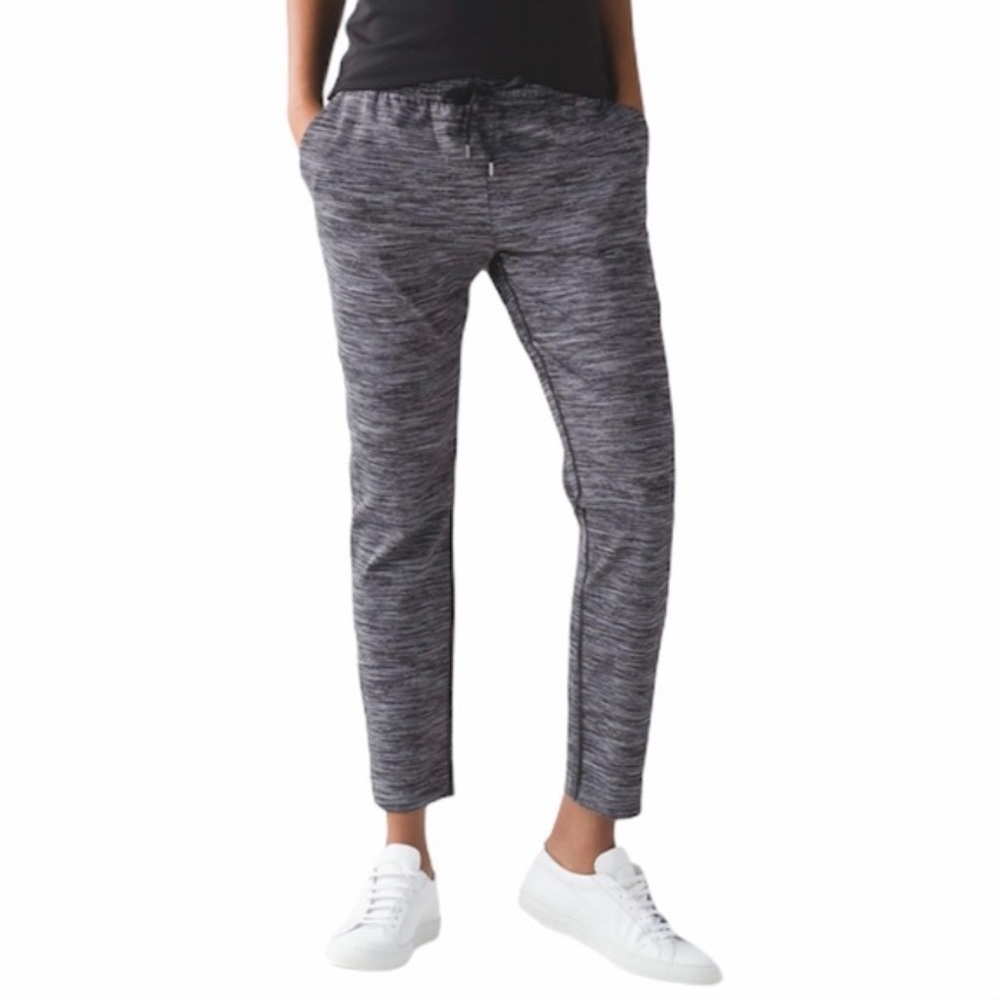 Lululemon Jet Pant Wee Are From Space Size 4